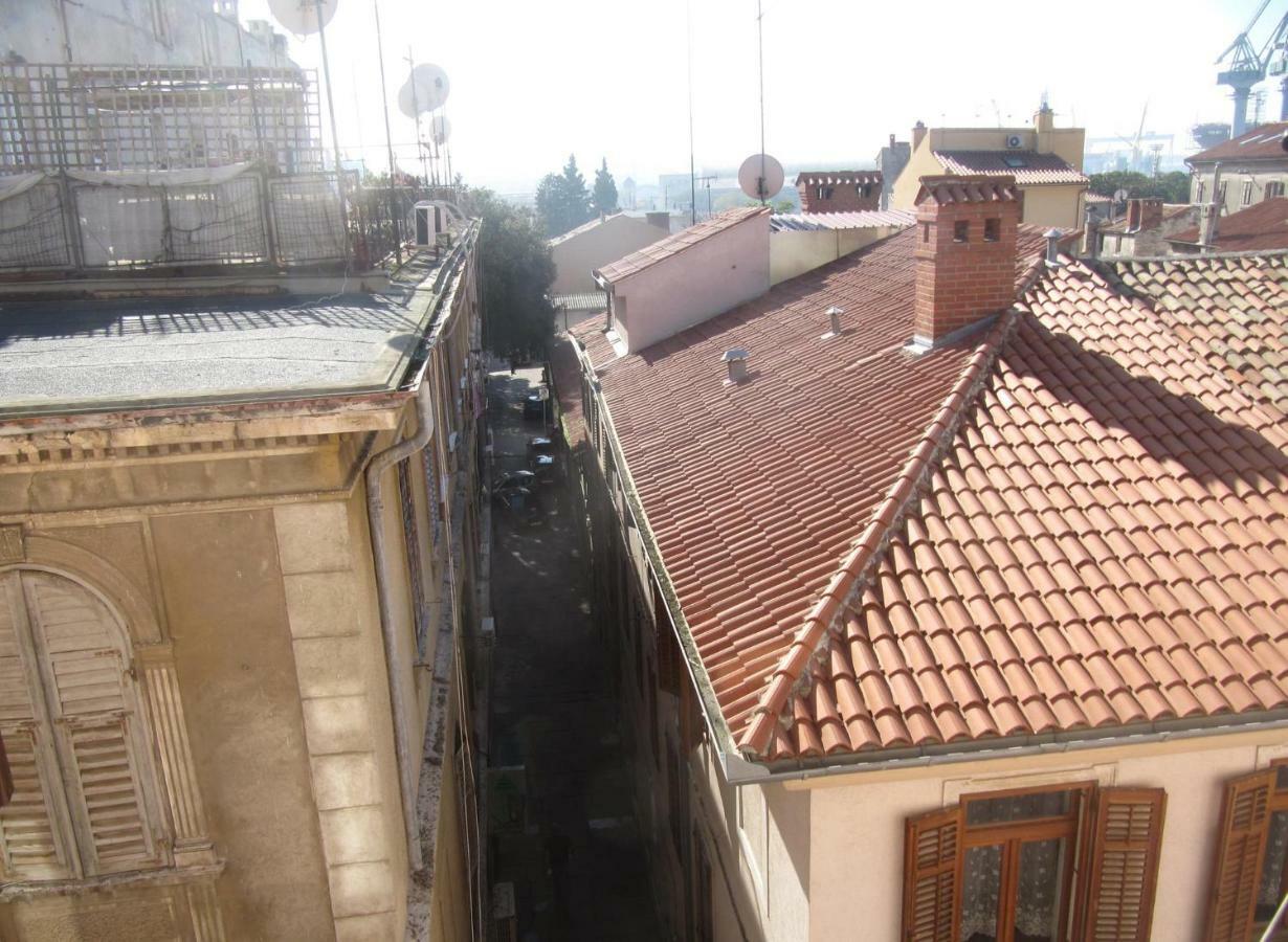 Centar Old Town, With Free Private Parking Apartment Pula Exterior photo